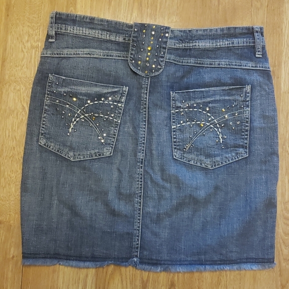 VTG Cache studded denim mini skirt sz 6 - Picture 3 of 4